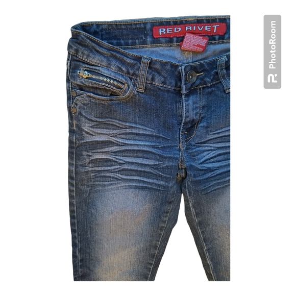 Red Rivet jeans - Picture 3 of 4